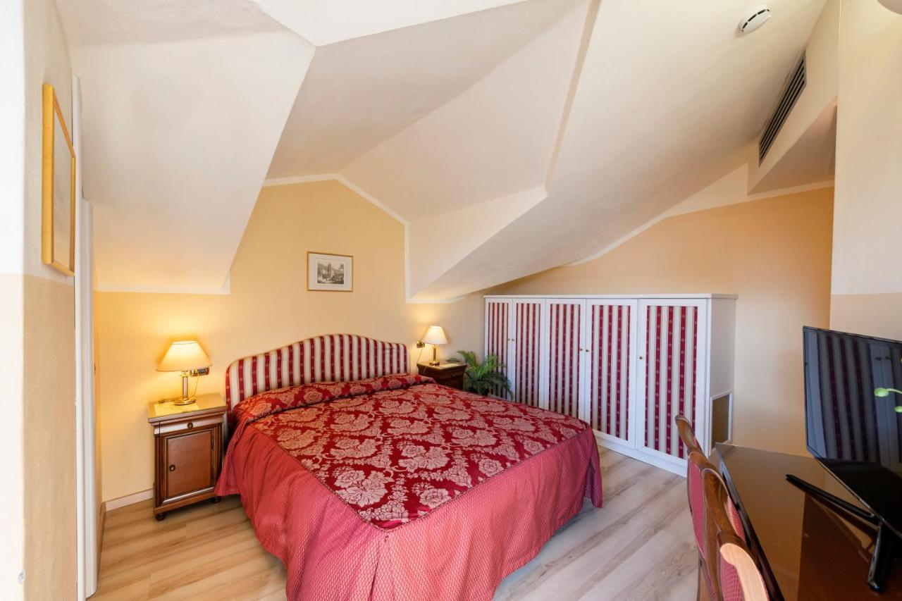 La Dependance Hotel Menaggio Luaran gambar