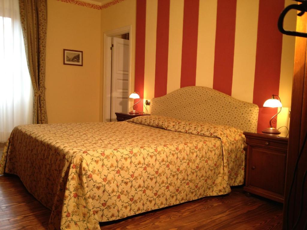 La Dependance Hotel Menaggio Luaran gambar