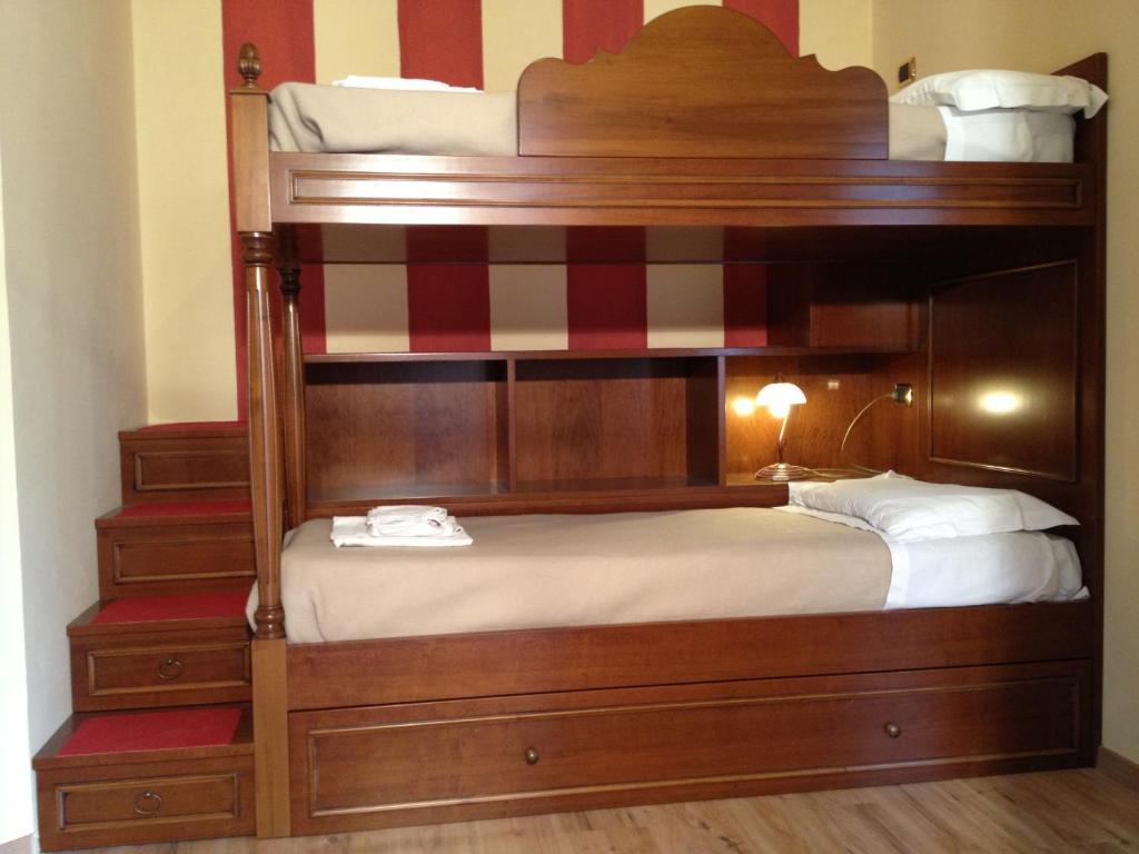 La Dependance Hotel Menaggio Bilik gambar